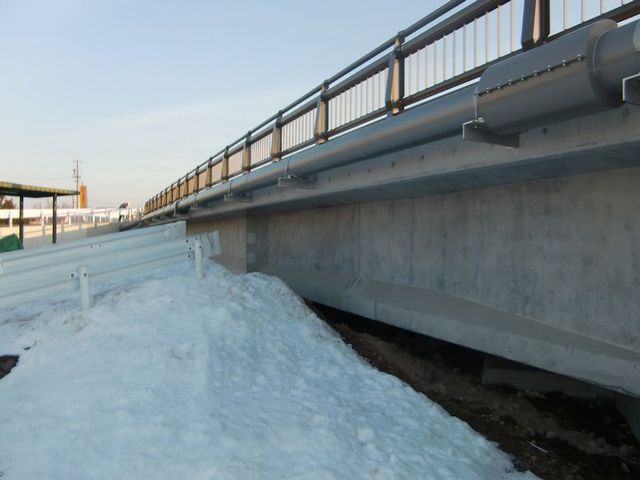 写真｜長野県 佐久市 橋梁添架管